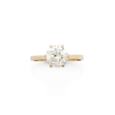 SOLITAIRE retenant un diamant rond taille brillant de 1.60 c…