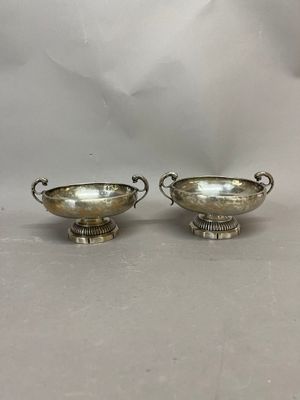 Paire de coupes de mariage en argent sur piédouche festonné,… - Photo 1