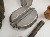 many different items that are sitting on a table