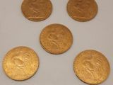 six souverains d'or datant de l'époque de l'Empire britannique