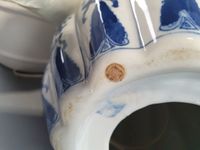 Réunion de deux lampes en céramique à panse bulbeuse, une en… (photo 4)