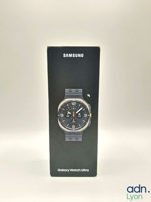 the box for the samsung watch is empty and ready to be opened
