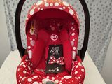 minnie mouse infant car seat in red with white polka dots