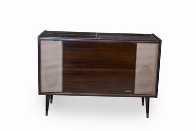 GRUNDIG, Meuble Hifi Stereo Konzertschrank SK 440, avec lect…