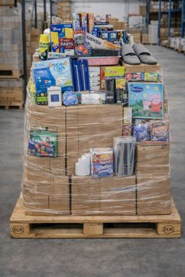 Palette de 600 à 800 articles de bazard neuf tous types