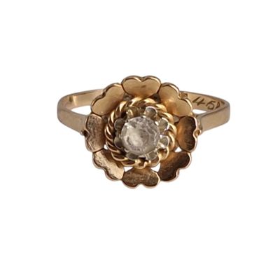 Bague fleur en or sertie d'une pierre blanche (usée) Poids b… - Photo 1