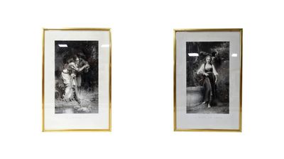 deux photographies en noir et blanc représentant une femme et un enfant