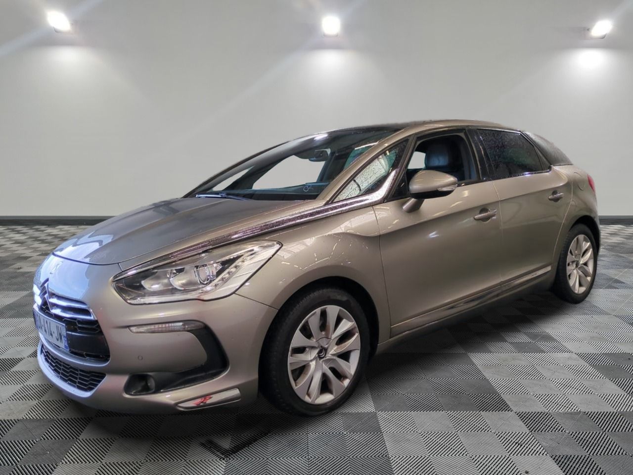 CITROEN - DS5 HDI 160 EXECUTIVE - GO - Mise en service: 13/1…