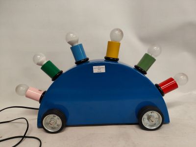 MARTINE BEDIN (NÉE EN 1957): Lampe "Super", en forme de voit…