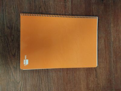Lot de 320 cahiers à spirale de la marque LIDERPAPER