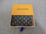 louis vuitton wallet case in a box