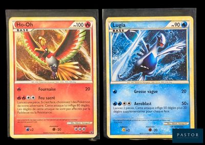 Deux cartes Pokémon sont représentées côte à côte sur un fond noir.