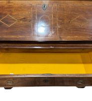 Commode à façade rabattable, 3 tiroirs, plaquée, Italie, XVI… (photo 5)
