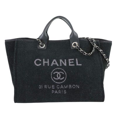 Chanel Modèle : Deauville GM Matière : Velours et cuir