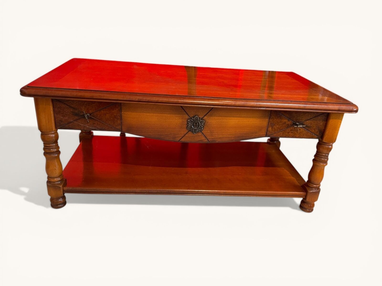 Objets d'art & Curiosités