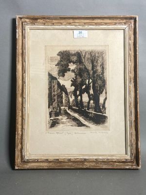 un dessin représentant une maison et des arbres dans un cadre en bois