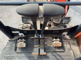 a close up view of the front end of a tractor