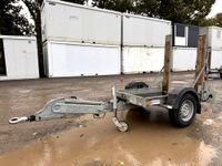 LIEU DE STOCKAGE : Rennes - HUBIERE - REMORQUE PORTE ENGIN 1…