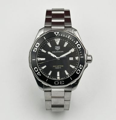 TAG HEUER Aquaracer. MONTRE BRACELET, cadran fond noir à ind…