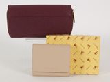 Trois types différents de sacs à main sont présentés sur un fond blanc