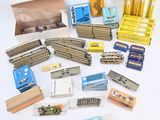 many different types of train tracks in a box