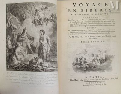 un livre ouvert sur lequel figure l'image d'un homme et d'une femme