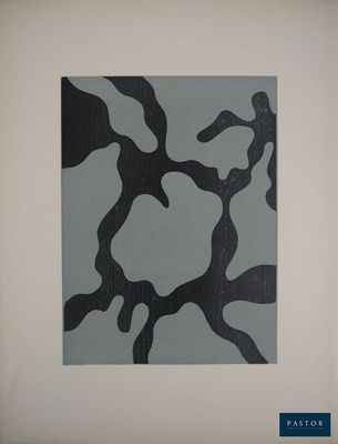 l'image d'une peinture en noir et blanc sur un mur blanc