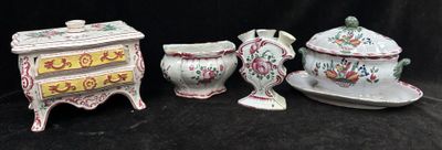 JCM, pique fleur, commode, saucier, petite jardinière, éclat…