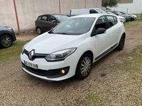 ***** VENTE RESERVEE AUX PROFESSIONNELS **** Renault Mégane …