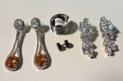 4 / Lot de 2 paires de boucles d'oreilles - 1 boucle d'…