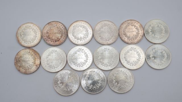 15 pièces de monnaie en argent à valeur faciale de 50 francs Herc...