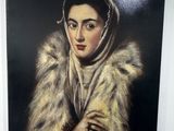 tableau représentant une femme vêtue d'un manteau de fourrure, avec une bague au doigt