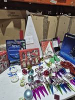 Lot n°119 – 60 pièces de décorations de Noël assorties : san…
