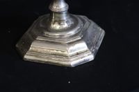 Paire de chandeliers à trois bras de lumière en métal argent… (photo 4)