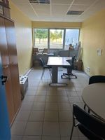 2 tables (photo 4)