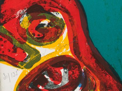 une peinture représentant le visage d'une femme sur fond vert