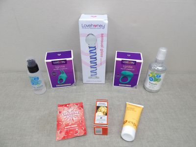 de nombreux types de produits de soins de la peau sur la table