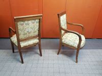 Paire de fauteuils en merisier accotoirs terminé par des têt… (photo 2)