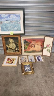 9 tableaux et encadrements divers