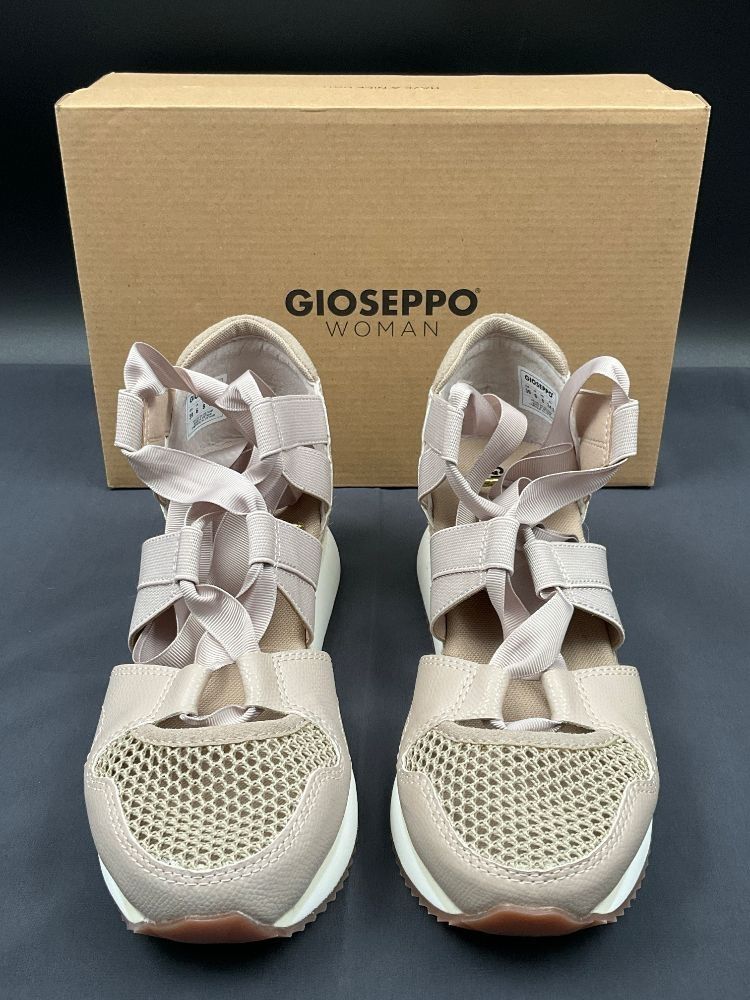 GIOSEPPO, modèle MUIR, paire de sandales, pointure 41. État neuf avec boîte.