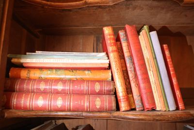 Ensemble de livres reliés et brochés nitamment régionalisme … - Photo 1