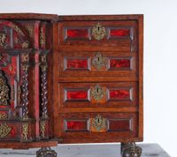 CABINET sur pied de forme rectangulaire à ressaut central pr… (photo 4)