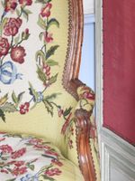 BERGERE en hêtre mouluré et sculpté à dossier cintré, les su… (photo 4)