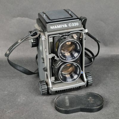 Appareil photo MAMIYA C220
