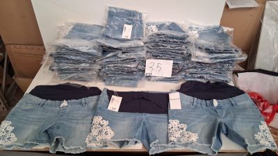 Lot de 49 shorts femme en jean, coloris bleu, différentes ta…