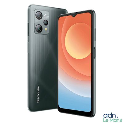 Le smartphone Blackview est présenté avec l'appareil photo ouvert.