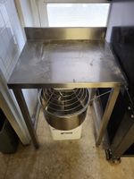 Table en inox 70cm environ