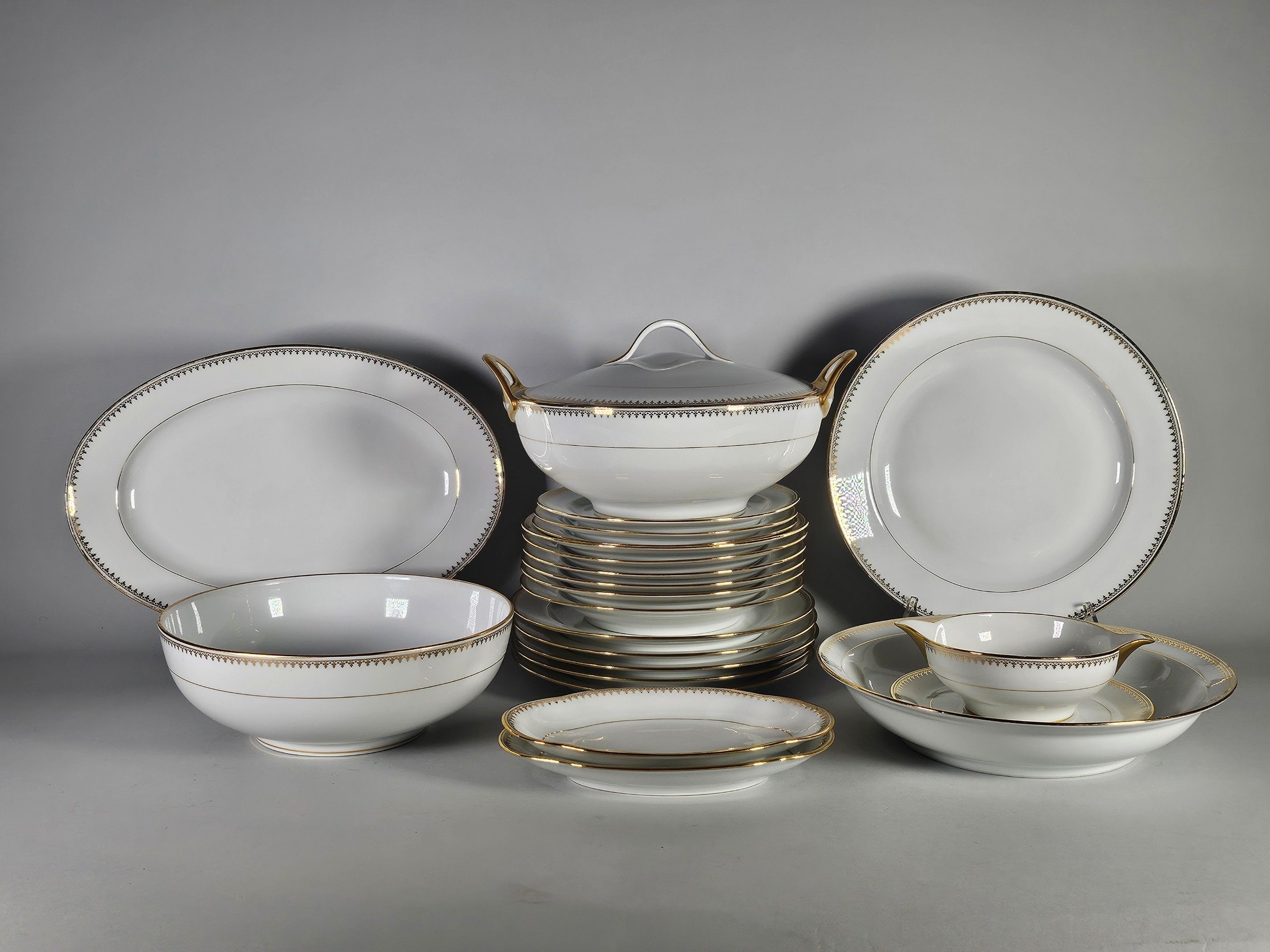 Objets d'art & Curiosités