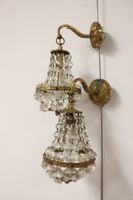 Paire d'appliques en bronze ciselé doré et pampilles de form…