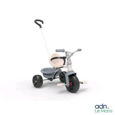an image of a tricycle with a seat and handlebars